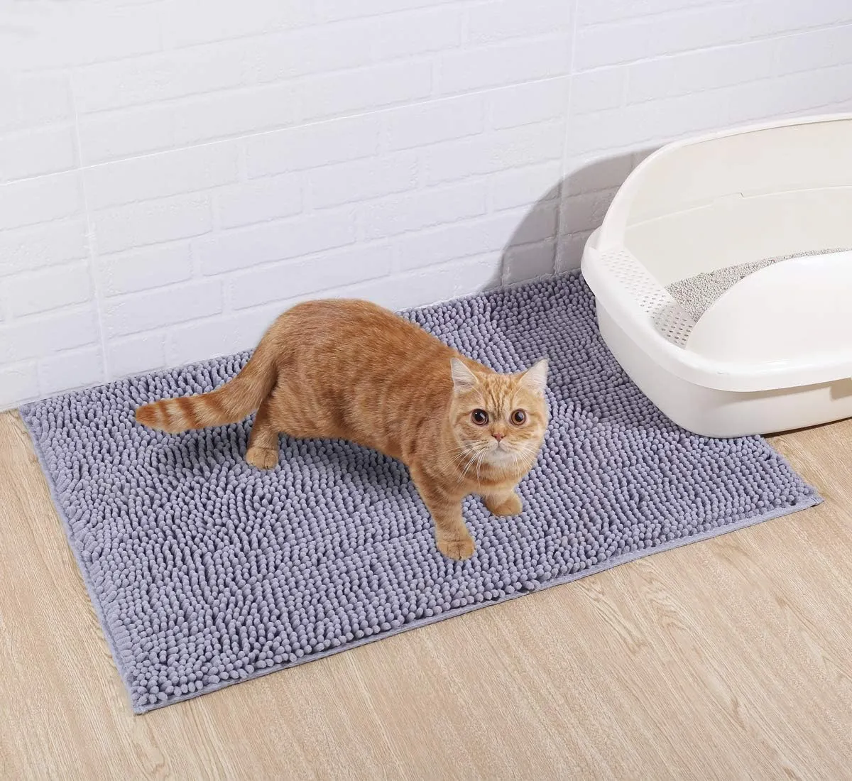 VIVAGLORY Cat Litter Mat, Litter Trapping Mat, 31" 20" Cat Kitty Litter Rug with Waterproof Back, Super Soft for Cat's Paws, Machine Washable, Grey